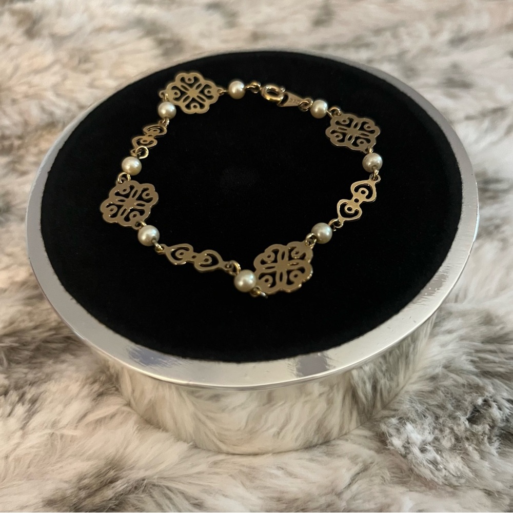 Vintage Avon 1985 Gold Plated Heart & Lace Chain and Faux Pearl Bracelet